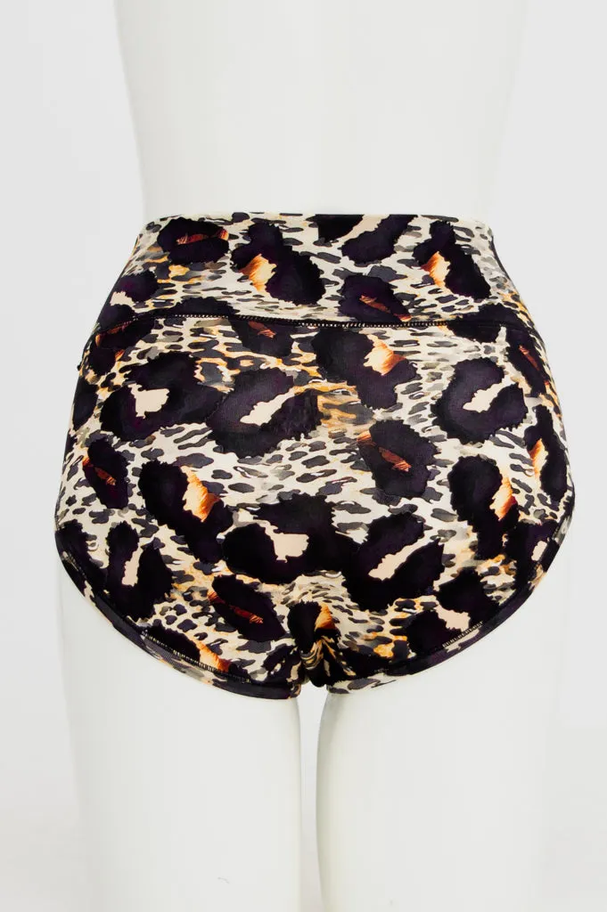 La Gaunche, Leonine, Bamboo sold by Blue Sky product image thumbnail 3