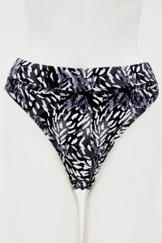 La Thong, Film Noir, Bamboo sold by Blue Sky