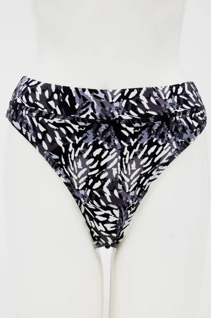 La Thong, Film Noir, Bamboo sold by Blue Sky