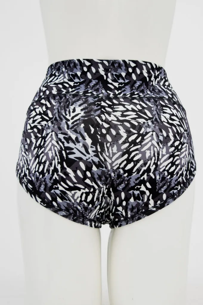 La Gaunche, Film Noir, Bamboo sold by Blue Sky product image thumbnail 3