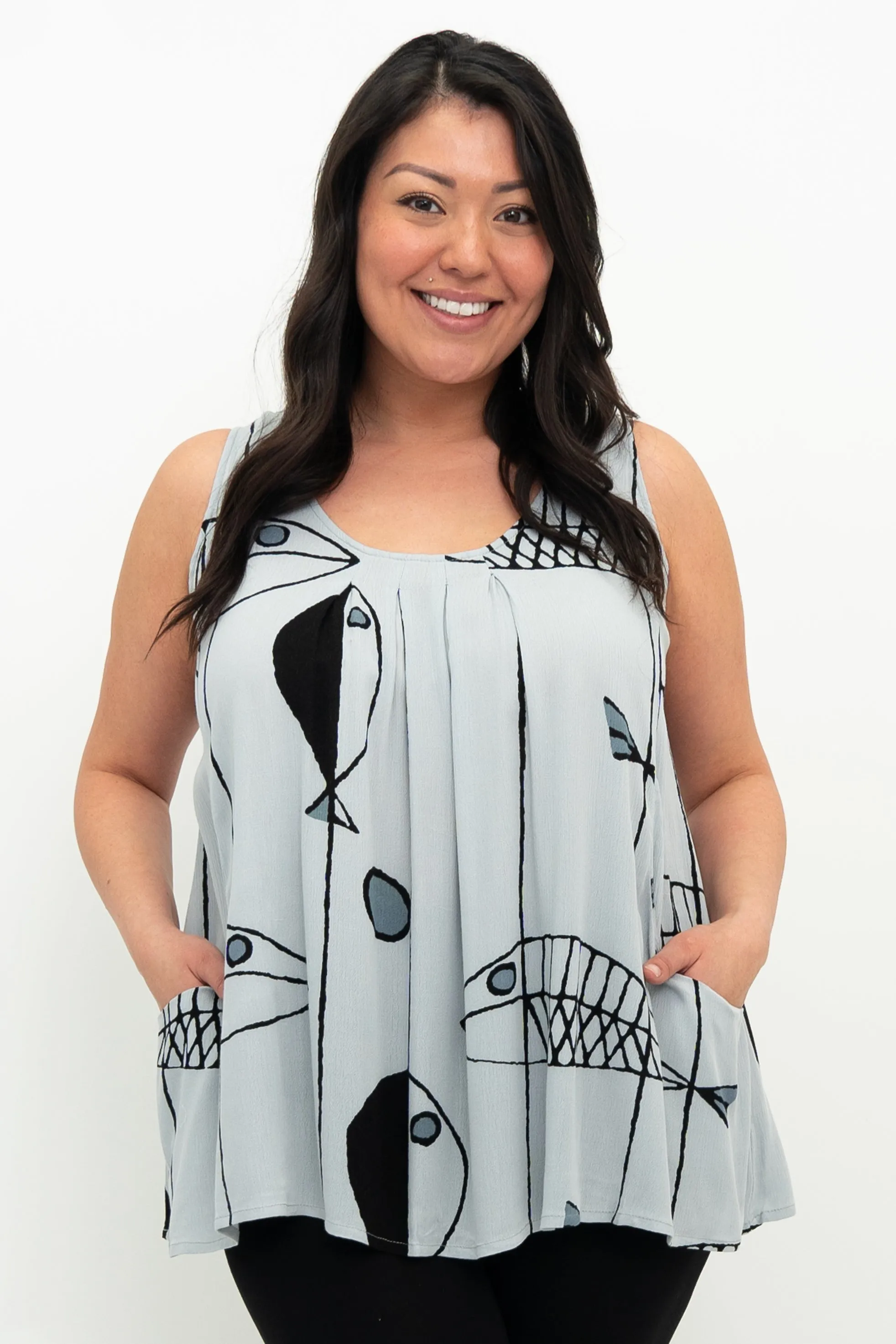 Peachy Tank, BW Feeling sold by Blue Sky