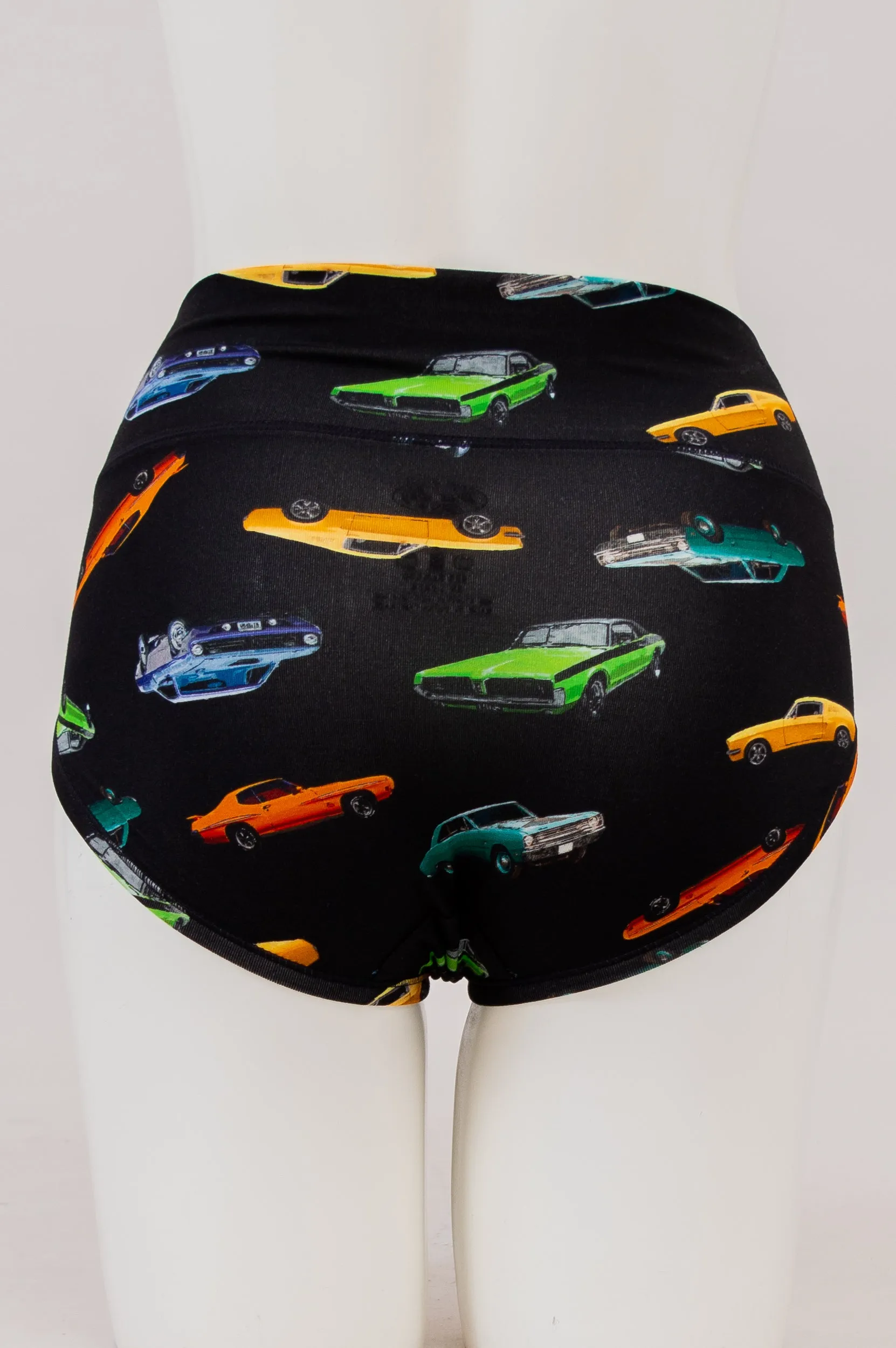 La Gaunche, Muscle Cars, Bamboo sold by Blue Sky product image thumbnail 3