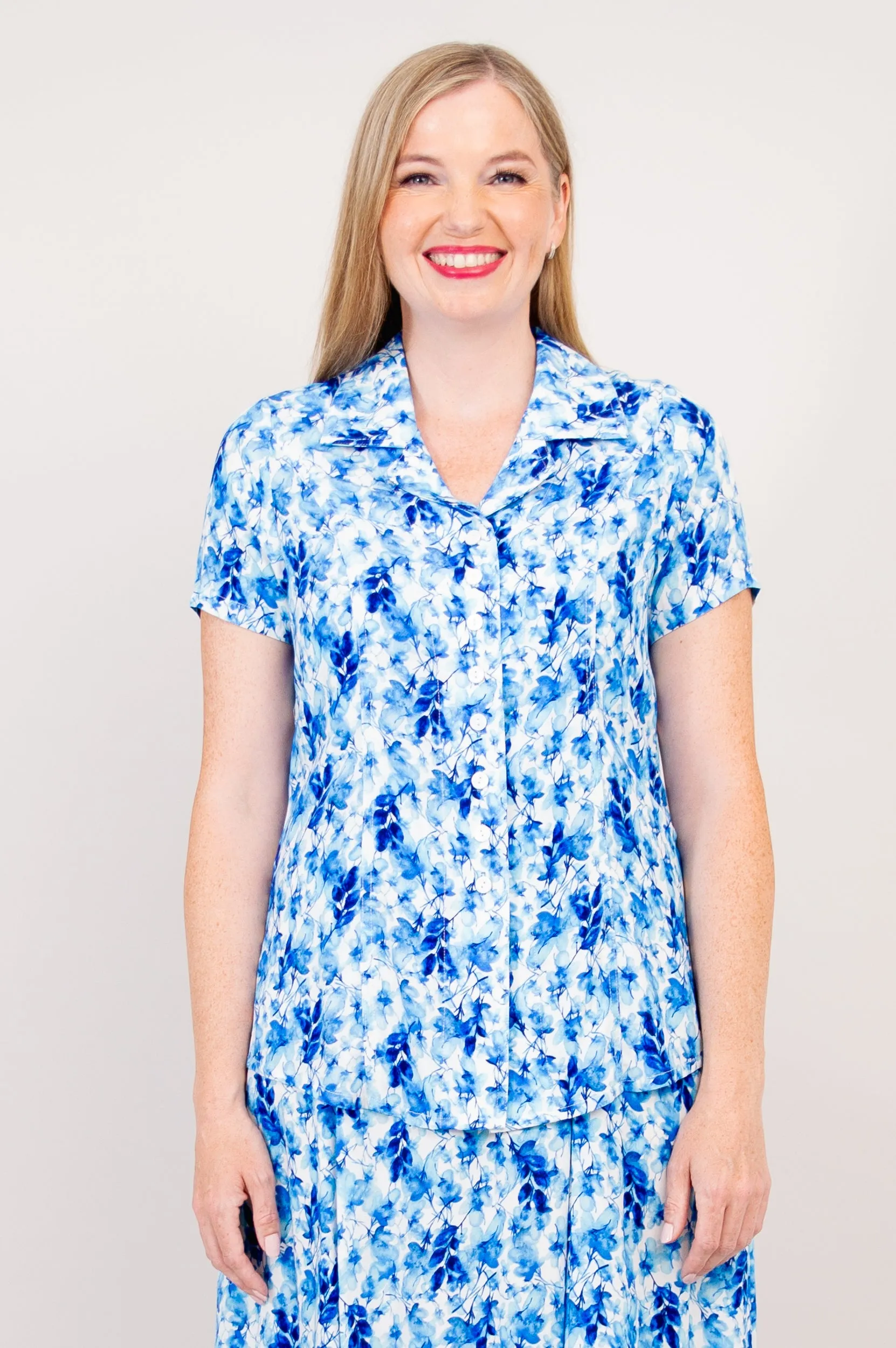 Samantha S/S Top, Misty sold by Blue Sky