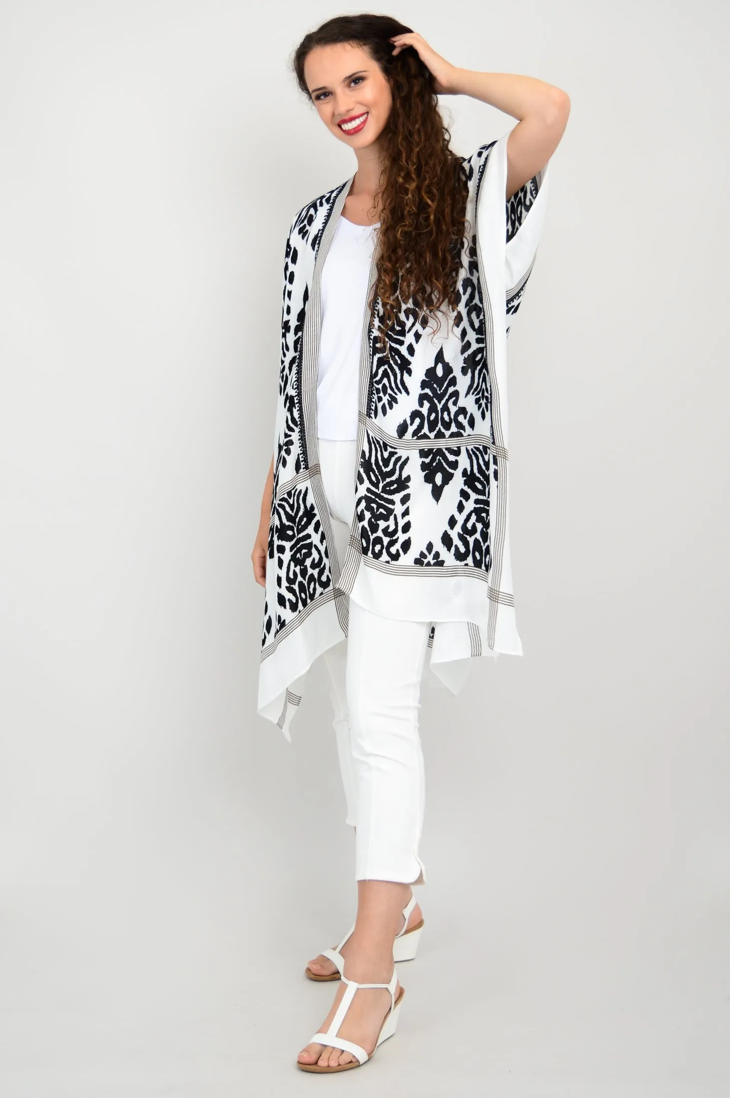 Darcy, Demaskani, One Size sold by Blue Sky product image thumbnail 3