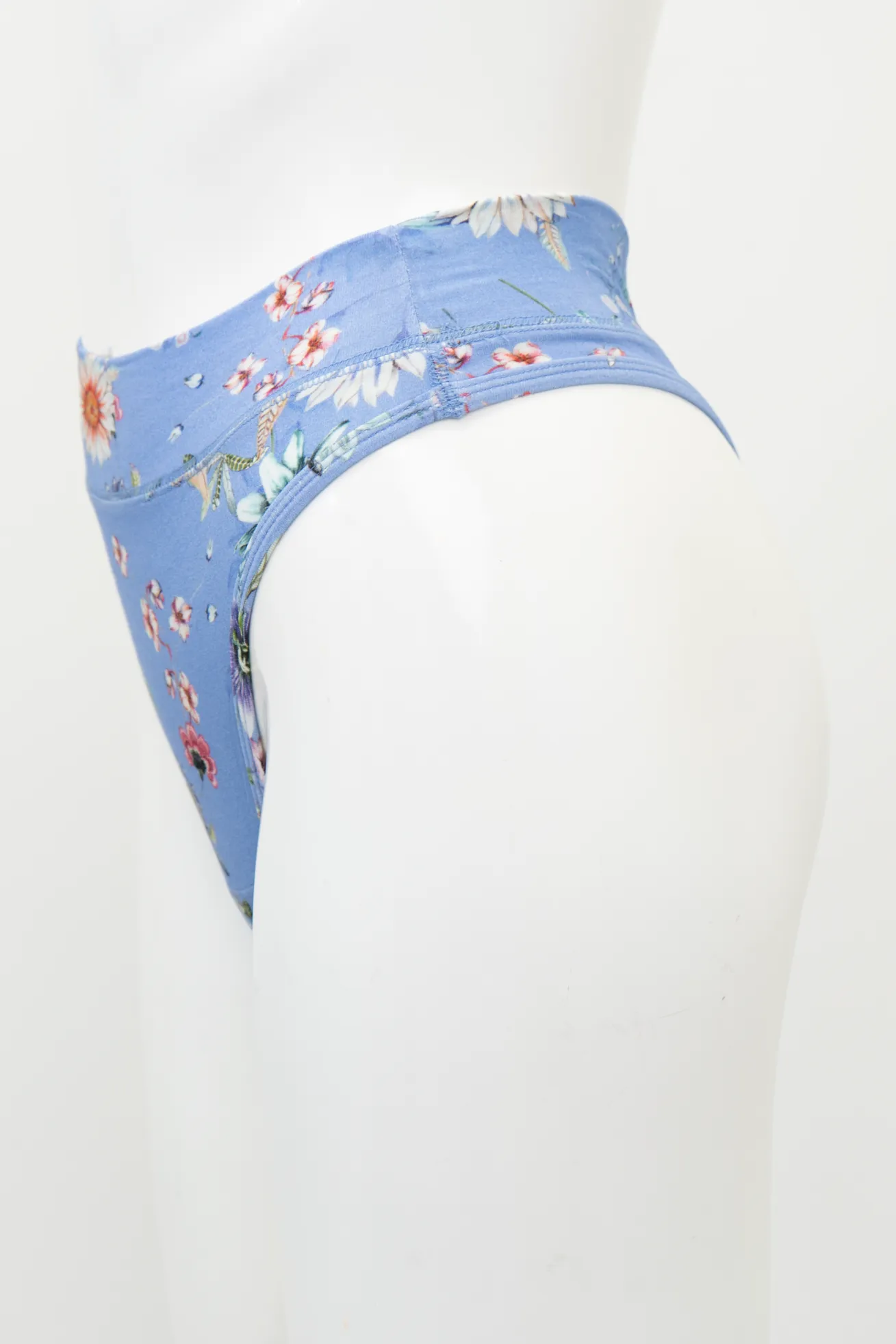 La Thong, Peri Daisy, Bamboo sold by Blue Sky product image thumbnail 2