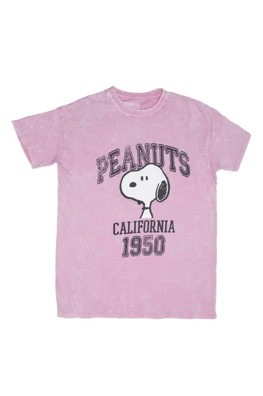 Peanuts Snoopy 1950 Graphic Relaxed Tee sold by Bluenotes