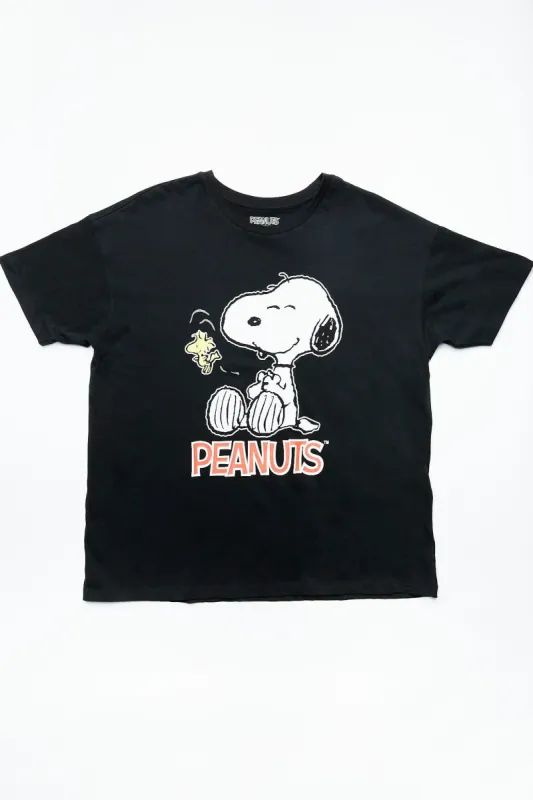 Peanuts Snoopy Graphic Oversized Tee sold by Bluenotes