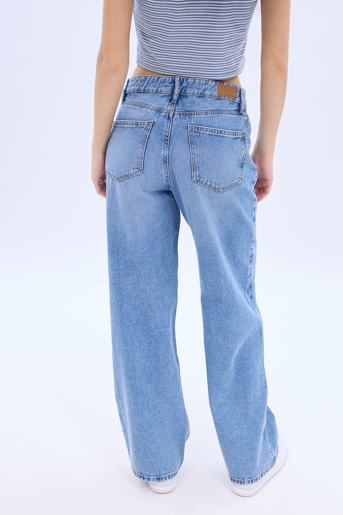 Super High Rise Wide Leg Jean sold by Bluenotes product image thumbnail 2