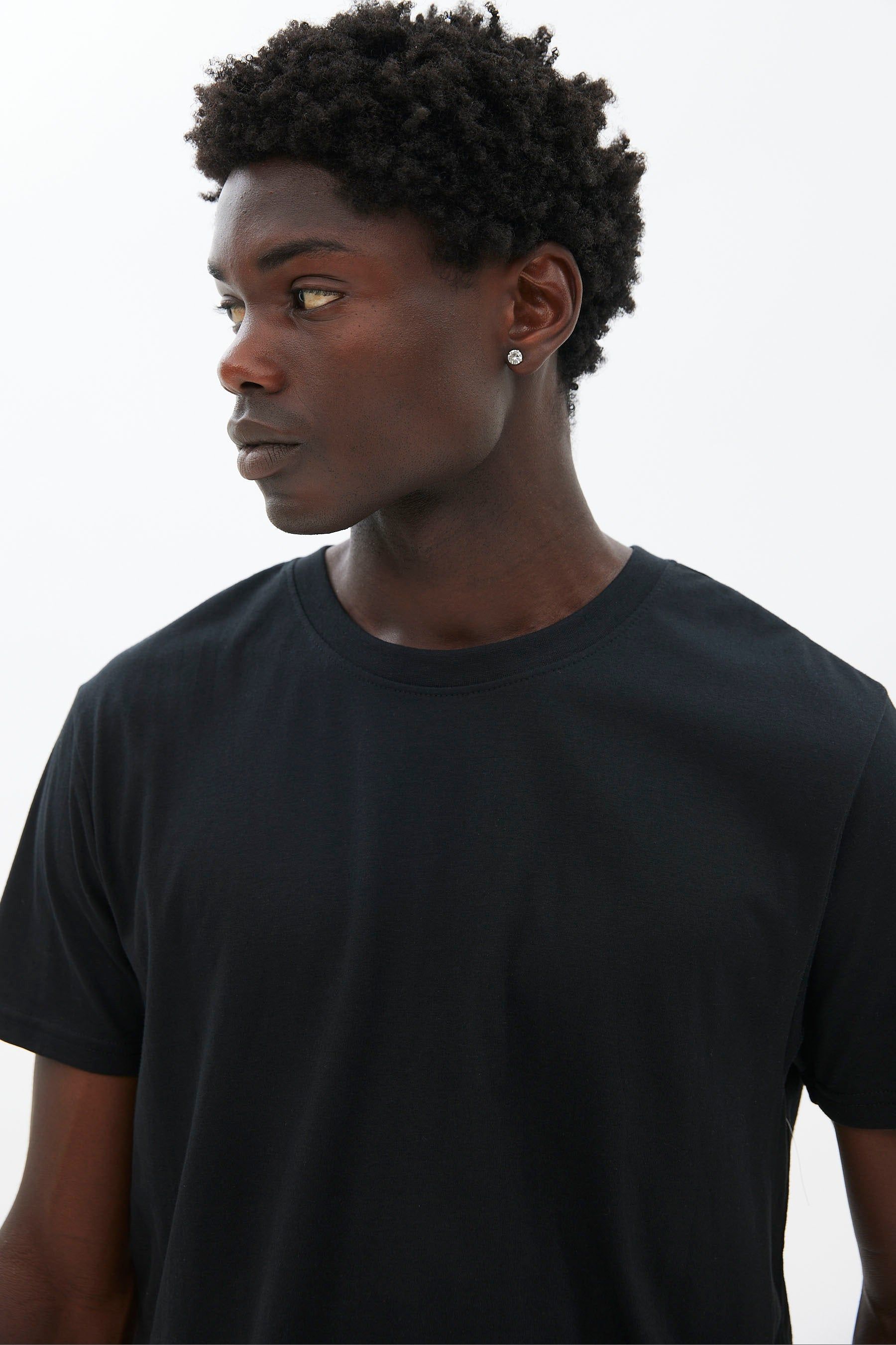 Basic Scoop Hem Crew Neck Tee sold by Bluenotes product image thumbnail 3