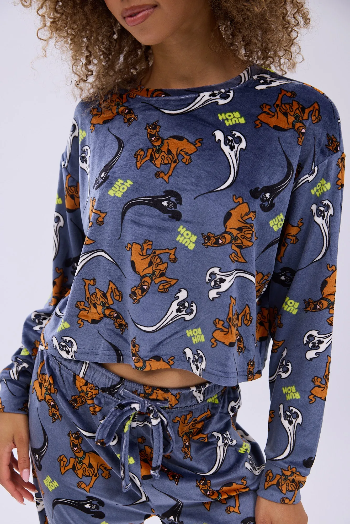 Scooby-Doo Printed Velour Pajama Jogger And Tee Set sold by Bluenotes product image thumbnail 3