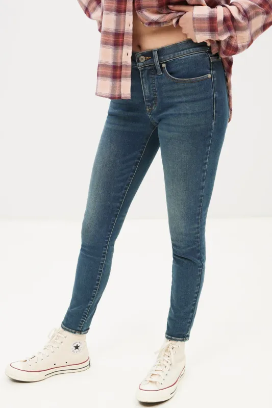 Mid Rise Ava Skinny Jean 29" sold by Bluenotes