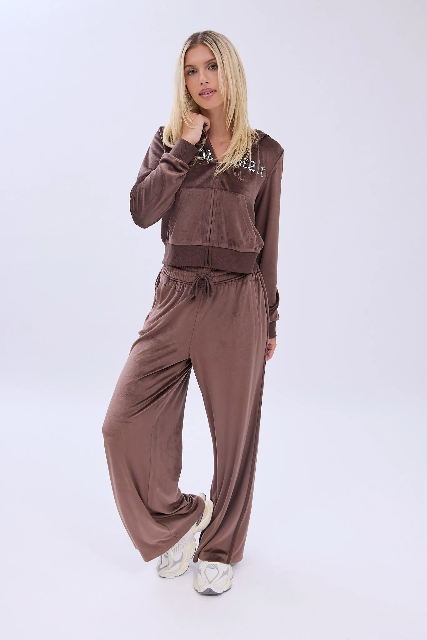 AERO Velour Wide Leg Sweatpants sold by Bluenotes product image thumbnail 3