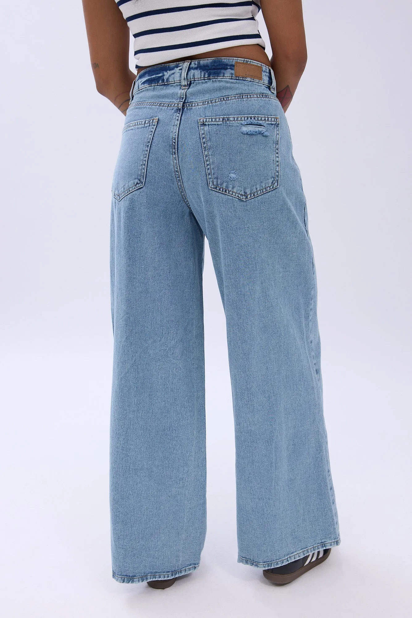Super High Rise Flowfinity Ultra-Wide Leg Jeans sold by Bluenotes product image thumbnail 2