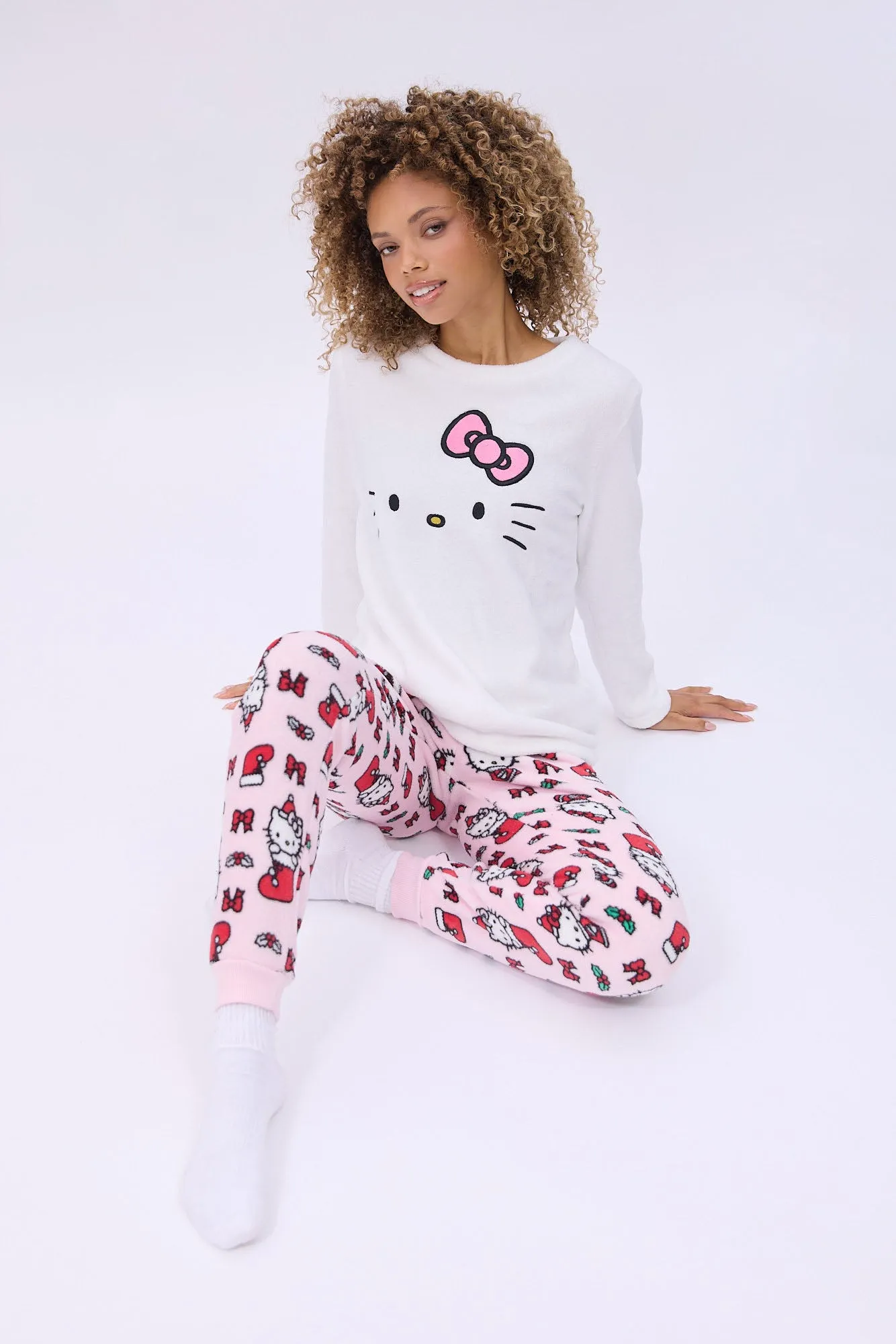 Hello Kitty Bow Printed Pajama Jogger And Tee Set sold by Bluenotes