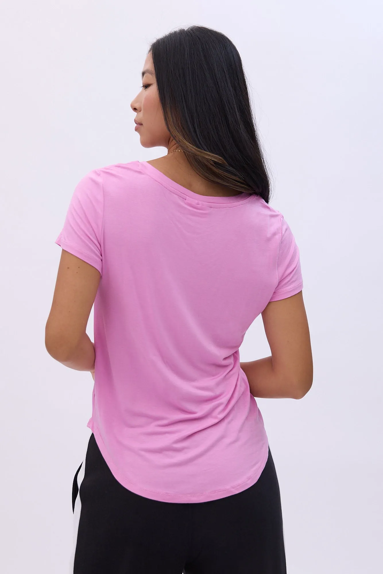 Short Sleeve V-Neck Relaxed Tee sold by Bluenotes product image thumbnail 4