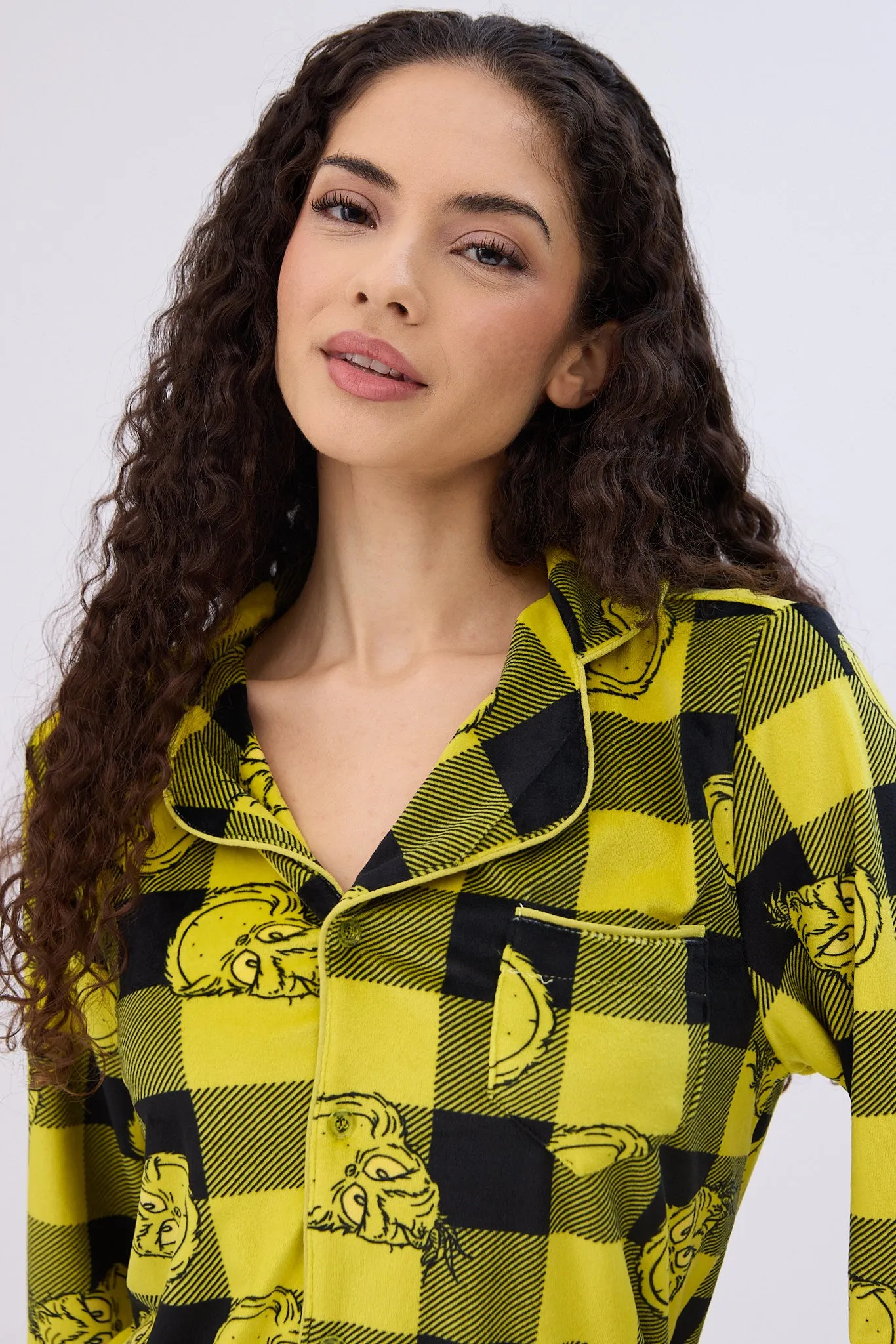 The Grinch Plaid Velour Pajama Dad Shirt And Pants Set sold by Bluenotes product image thumbnail 2