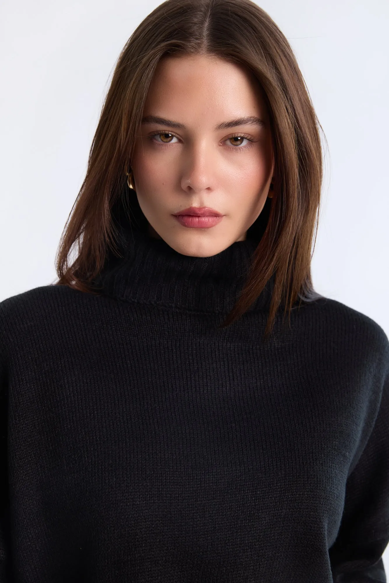 Relaxed Turtleneck Sweater sold by Bluenotes product image thumbnail 3