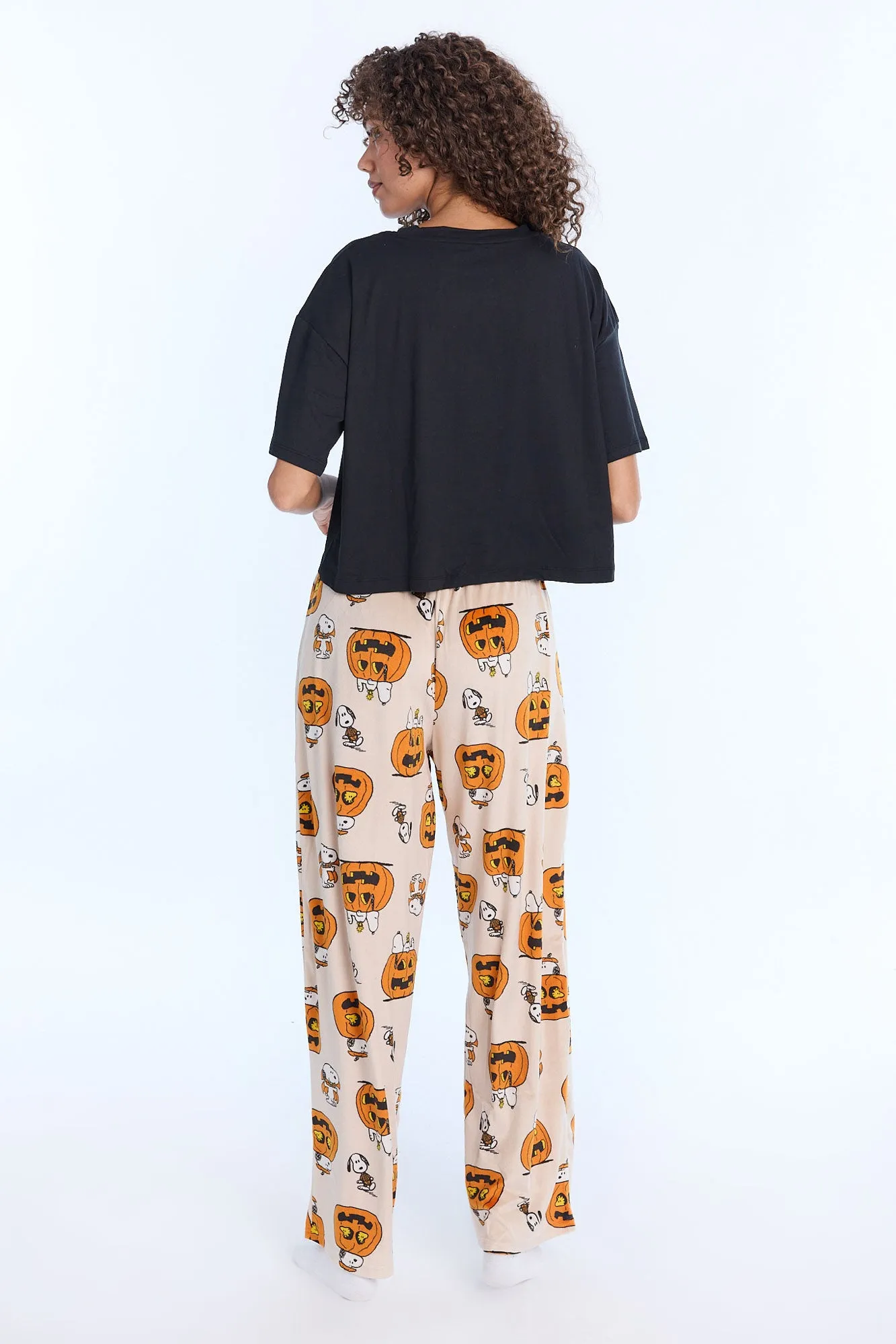 Peanuts Snoopy Pumpkin Pajama Tee & Velour Pants 2-Piece Set sold by Bluenotes product image thumbnail 4