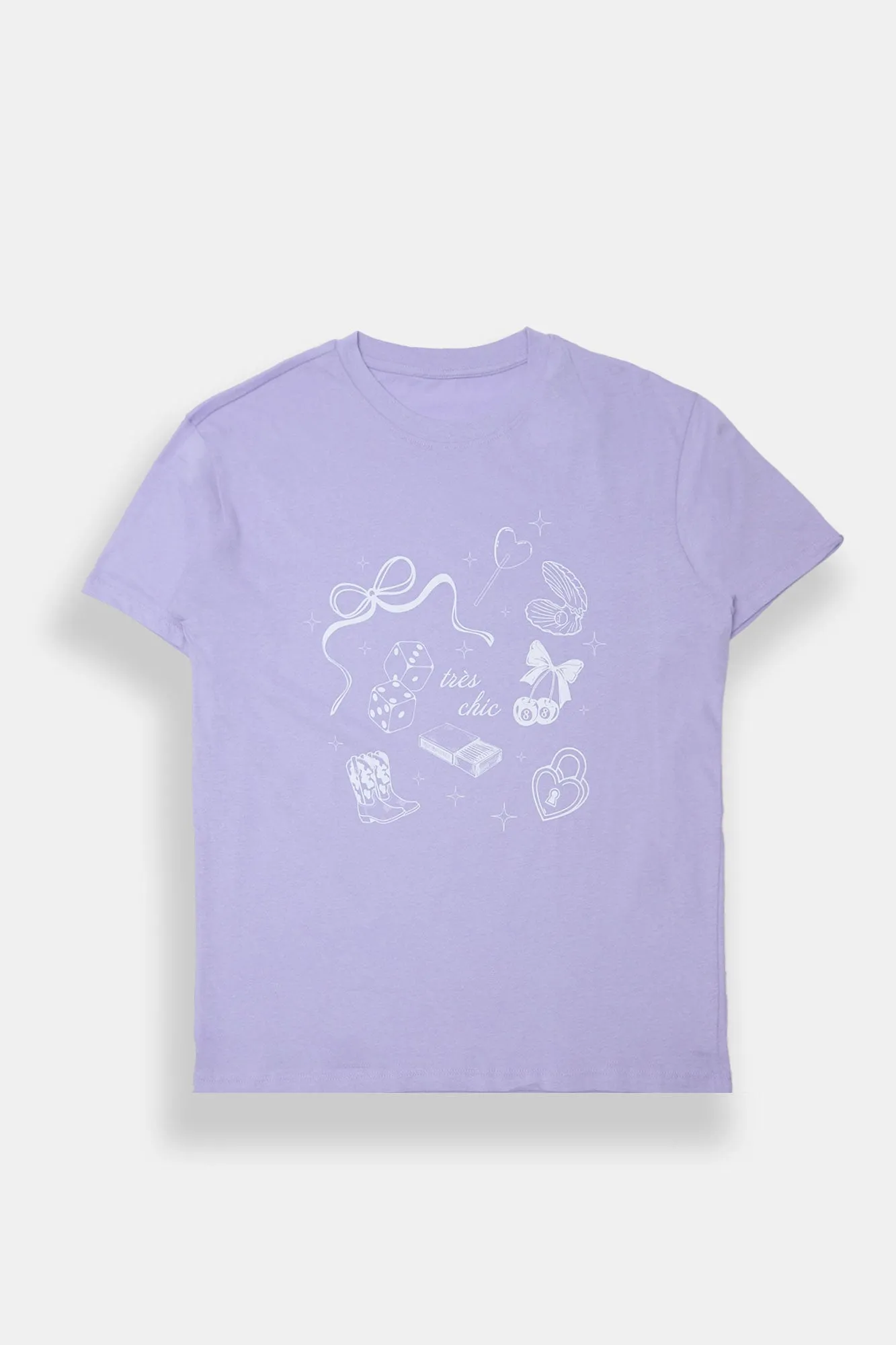 Très Chic Graphic Boyfriend Tee sold by Bluenotes