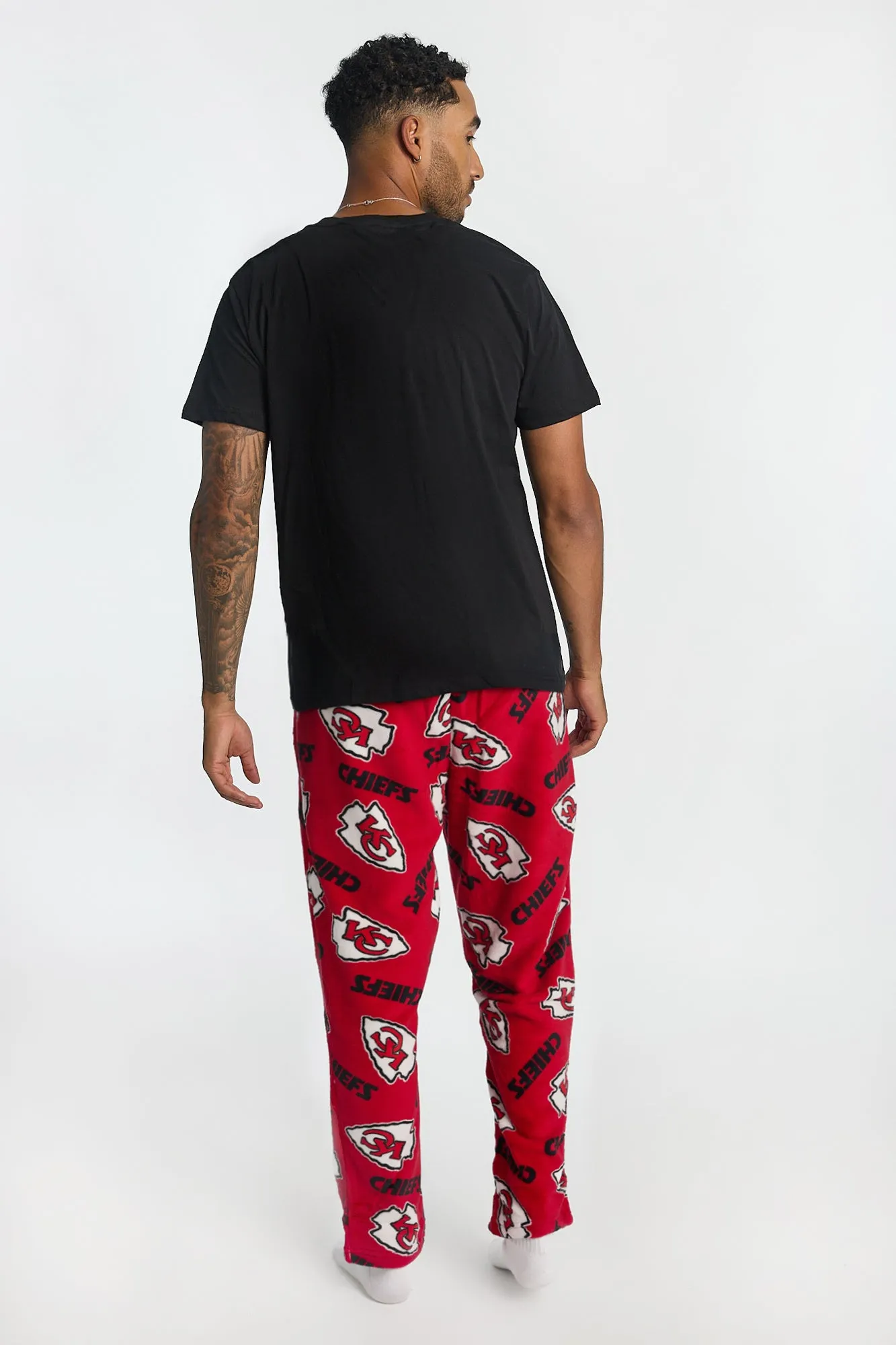 Kansas City Chiefs Graphic Tee And Plush Pants Pajama 2-Piece Set sold by Bluenotes product image thumbnail 3