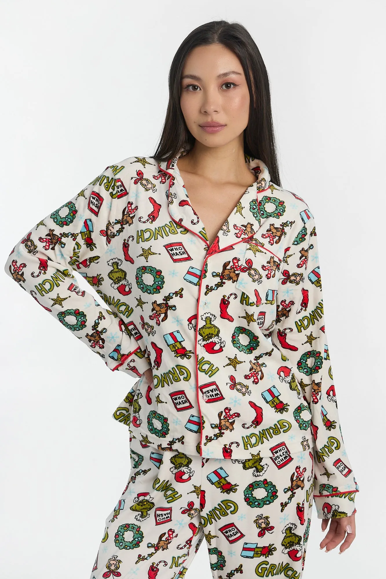 The Grinch Wreath Pajama Dad Shirt And Pants 2-Piece Set sold by Bluenotes product image thumbnail 3