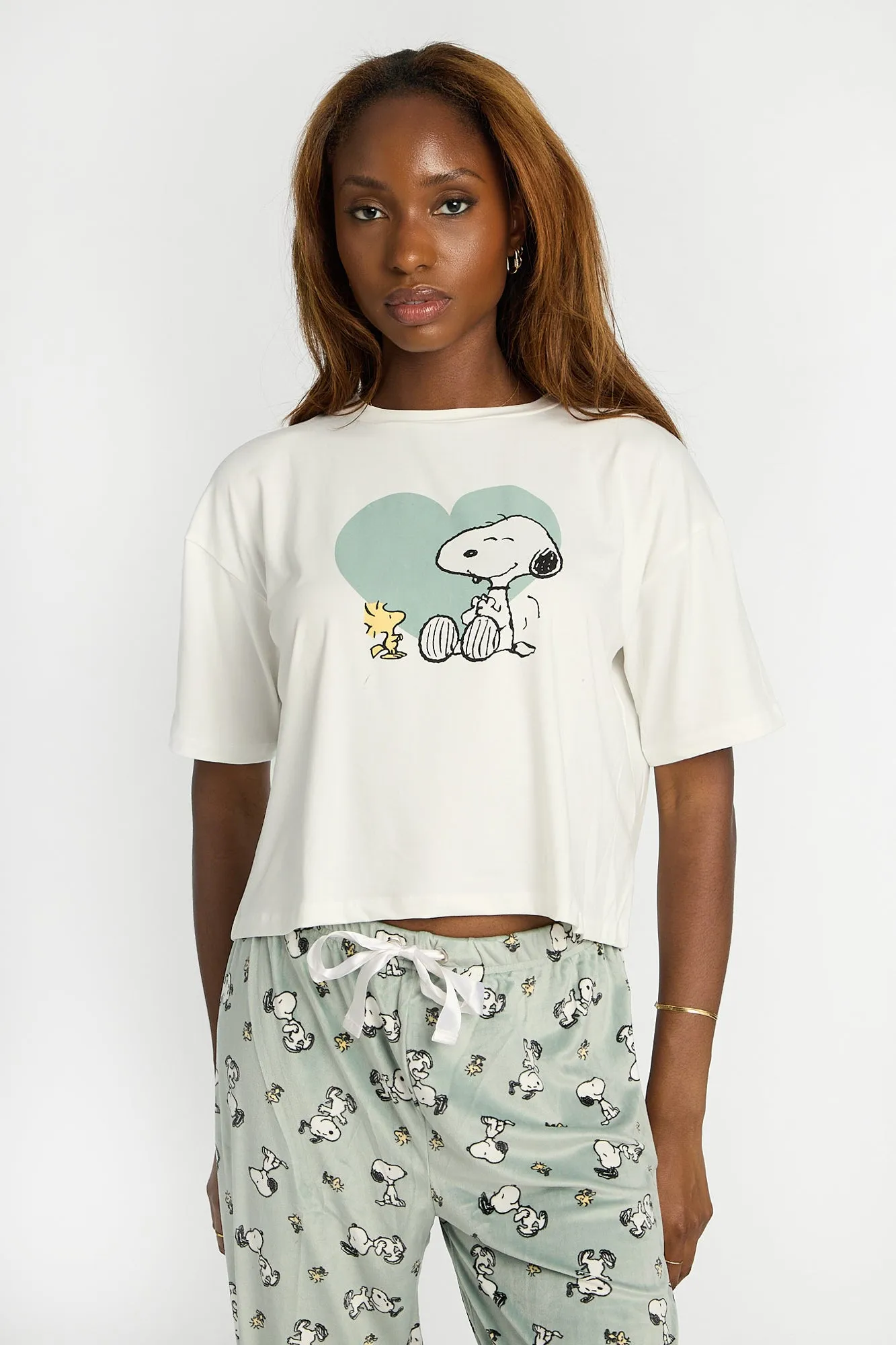 Peanuts Snoopy & Woodstock Heart Super Soft Pajama Tee And Velour Pajama Pants 2-Piece Set sold by Bluenotes product image thumbnail 2