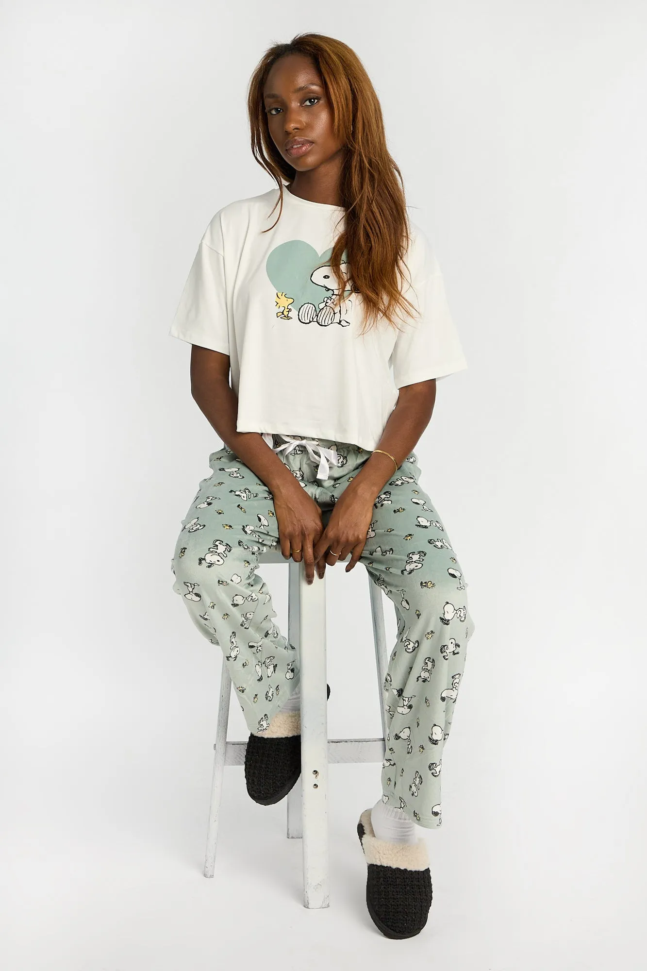 Peanuts Snoopy & Woodstock Heart Super Soft Pajama Tee And Velour Pajama Pants 2-Piece Set sold by Bluenotes product image thumbnail 4