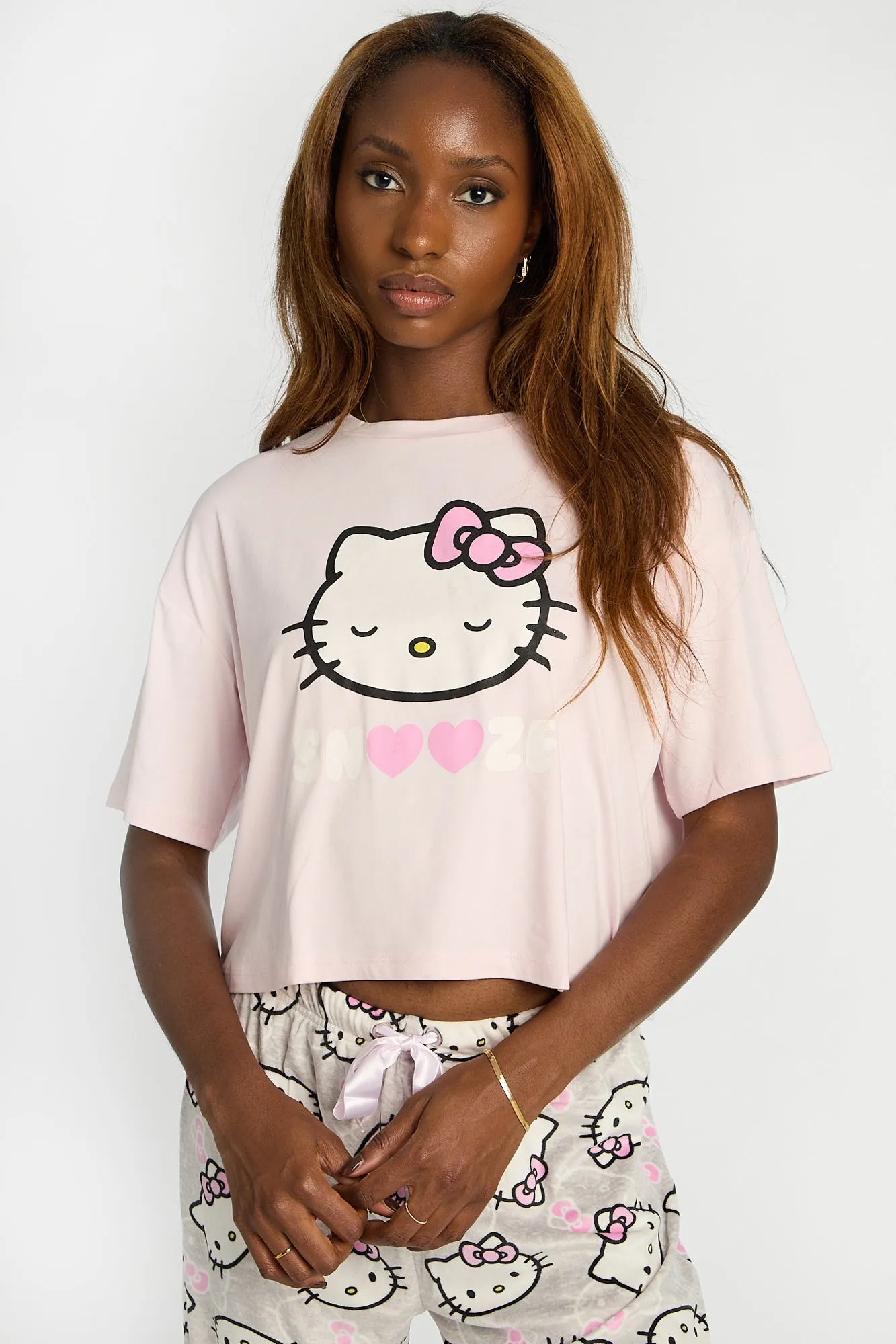 Hello Kitty Snooze Super Soft Pajama Tee And Velour Pajama Pants 2-Piece Set sold by Bluenotes product image thumbnail 3