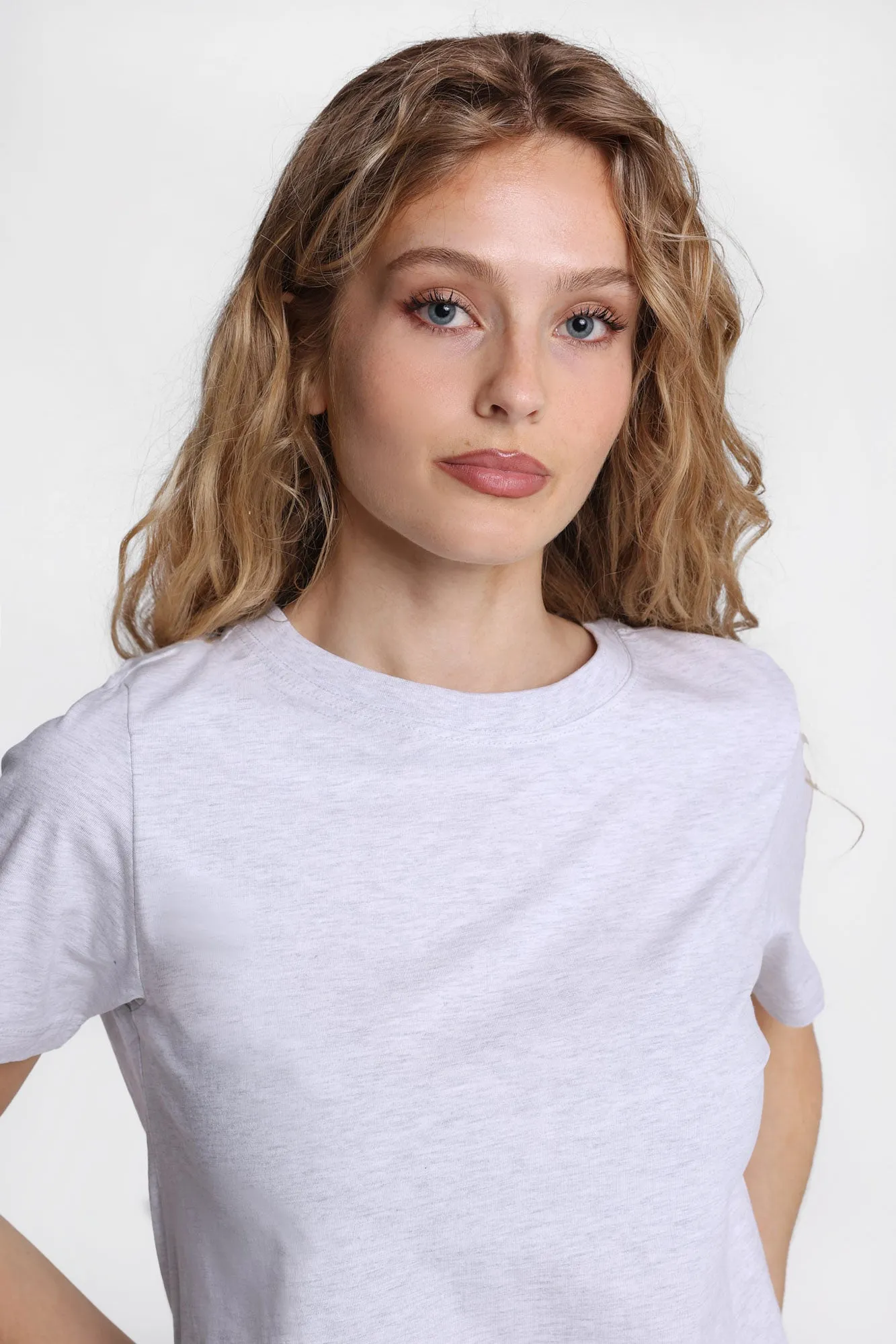 Aéropostale Short Sleeve Crew Neck Boxy Relaxed Tee sold by Bluenotes product image thumbnail 3