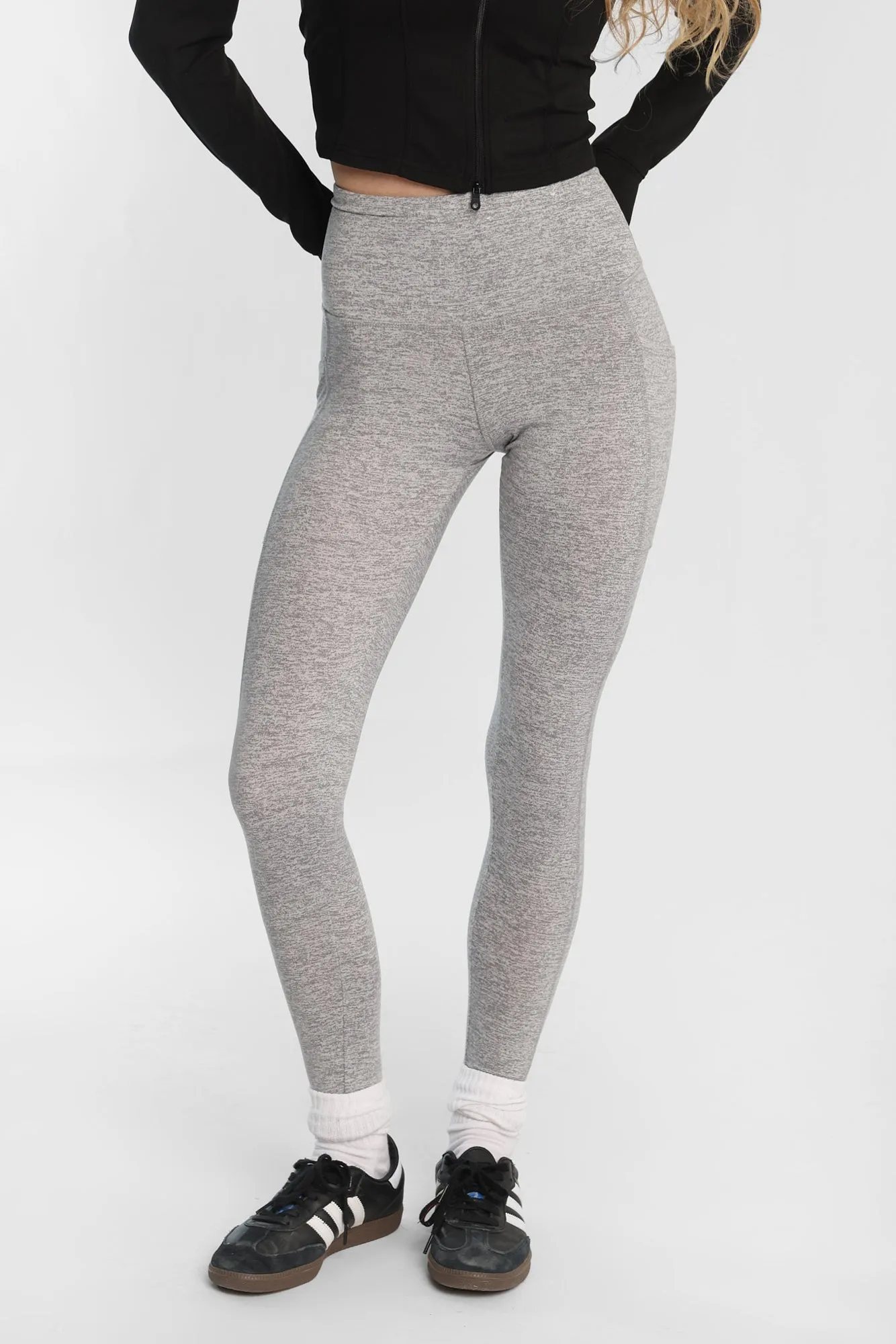 Super Soft Fleeceback Pocket Leggings sold by Bluenotes