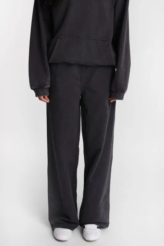 Washed Wide Leg Sweatpants sold by Bluenotes