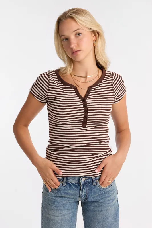 AERO Short Sleeve Longline Henley Tee made by Aeropostale