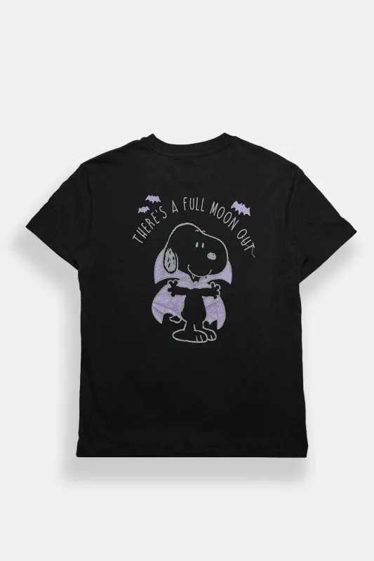 Peanuts Halloween Graphic Boyfriend Tee made by Bluenotes