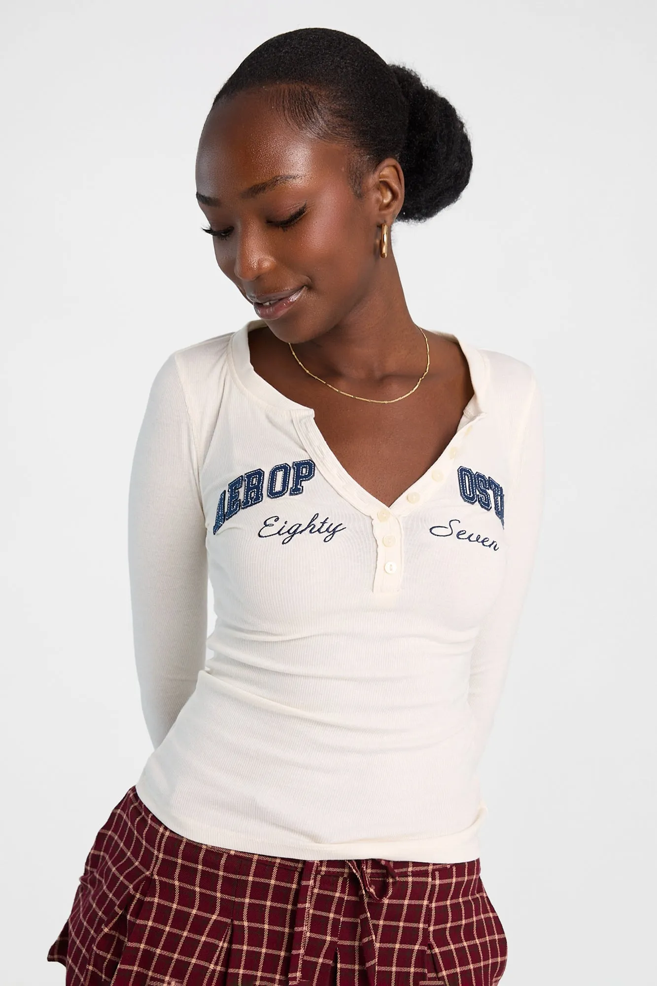 Aéropostale New York Graphic Long Sleeve Henley Top sold by Bluenotes
