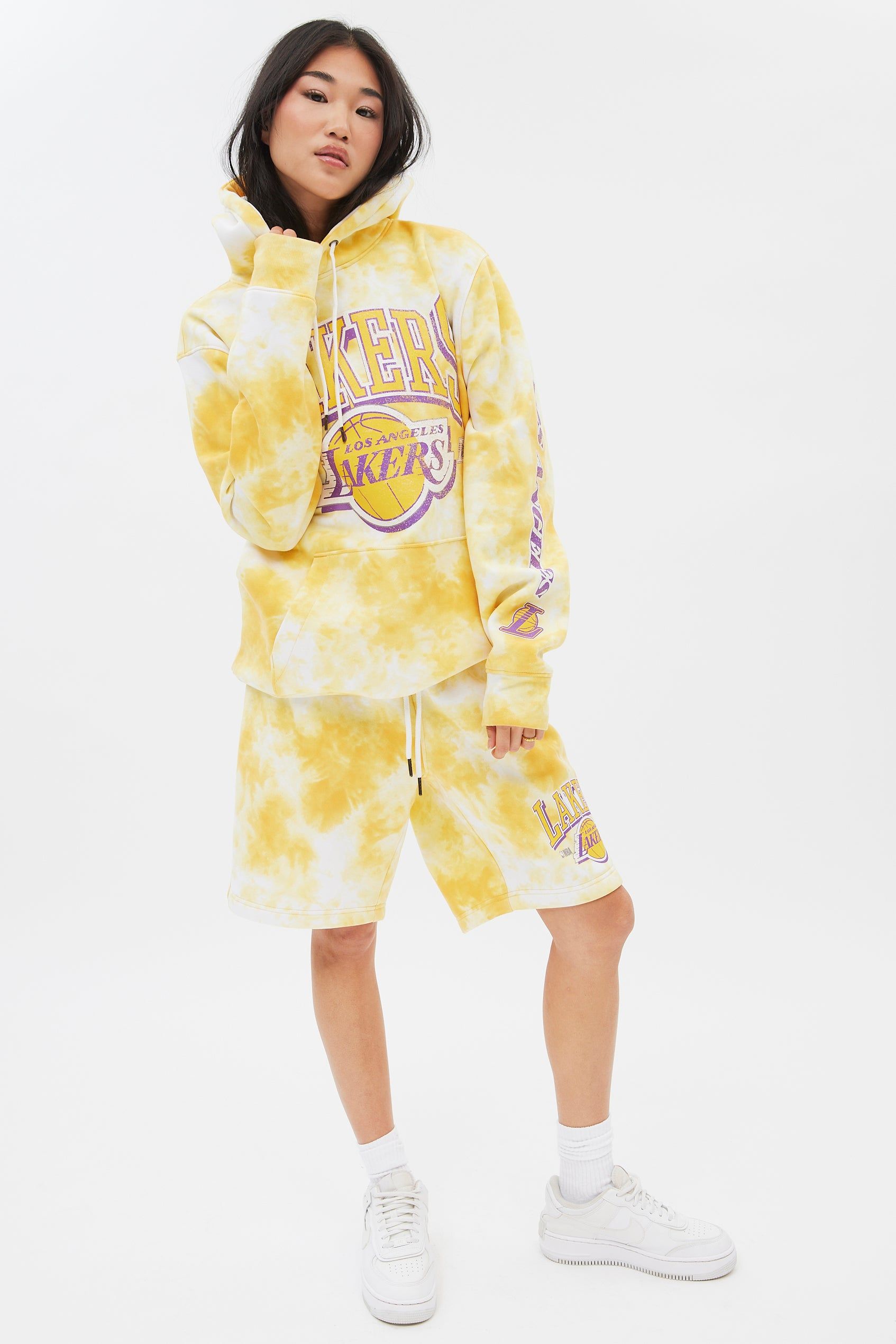 Los Angeles Lakers Graphic Tie Dye Pullover Hoodie sold by Bluenotes product image thumbnail 3