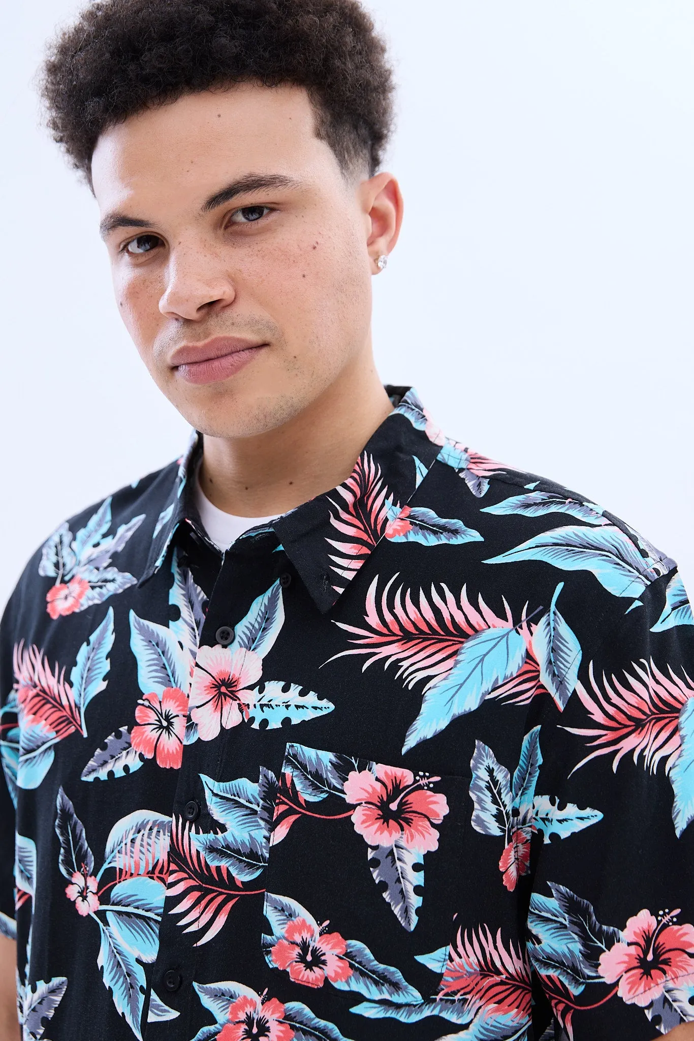 Palm Print Short Sleeve Resort Shirt sold by Bluenotes product image thumbnail 2