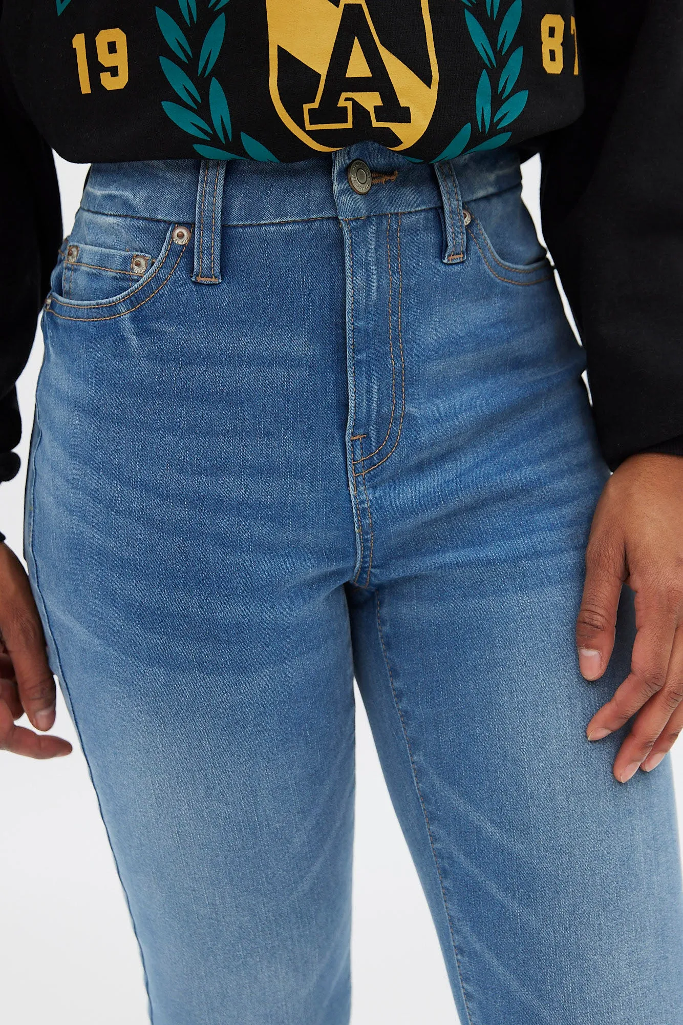 AERO Seriously Stretchy High Rise Curvy Jegging sold by Bluenotes product image thumbnail 4