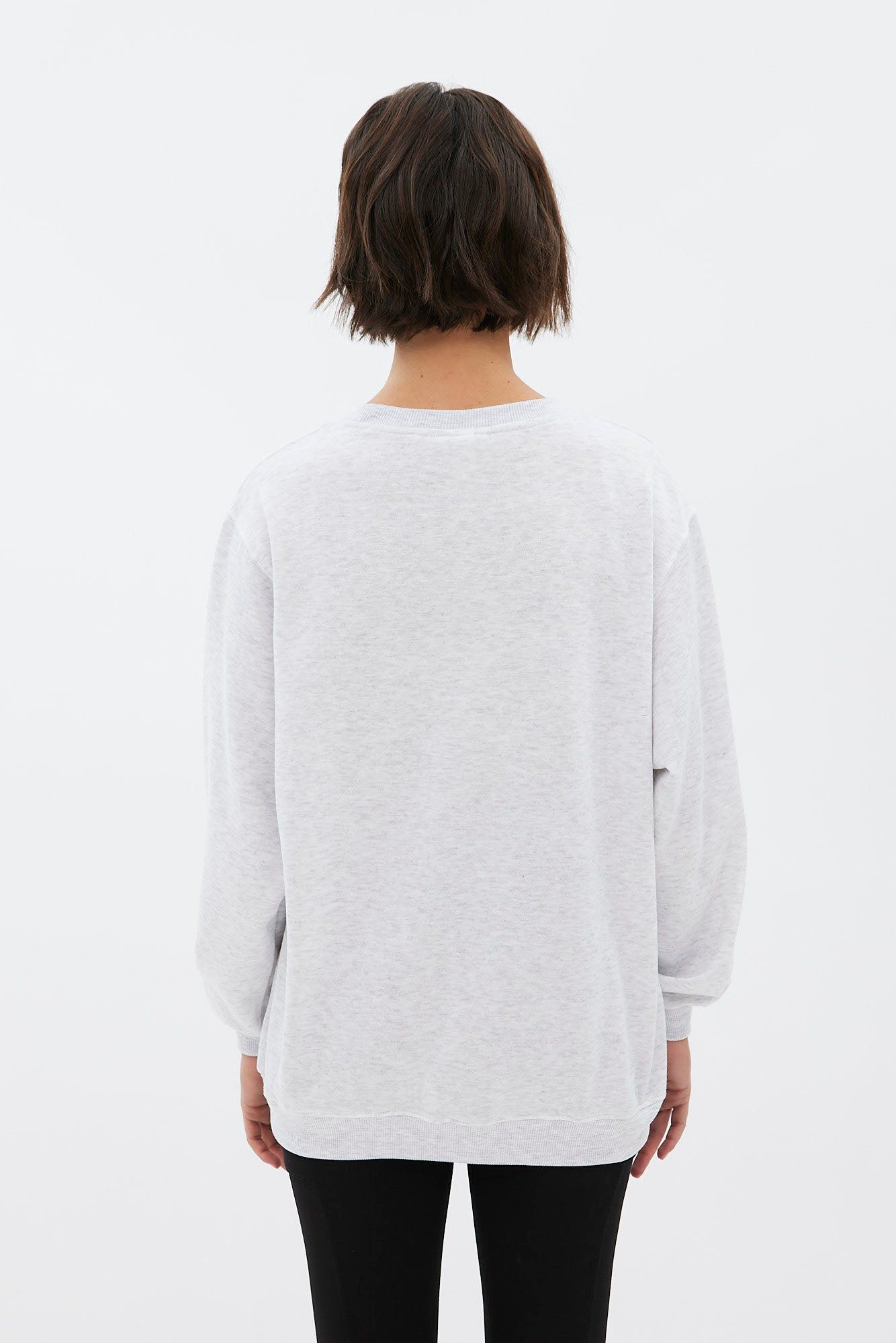 LA Lakers Graphic Oversized Crew Neck Sweatshirt sold by Bluenotes product image thumbnail 4