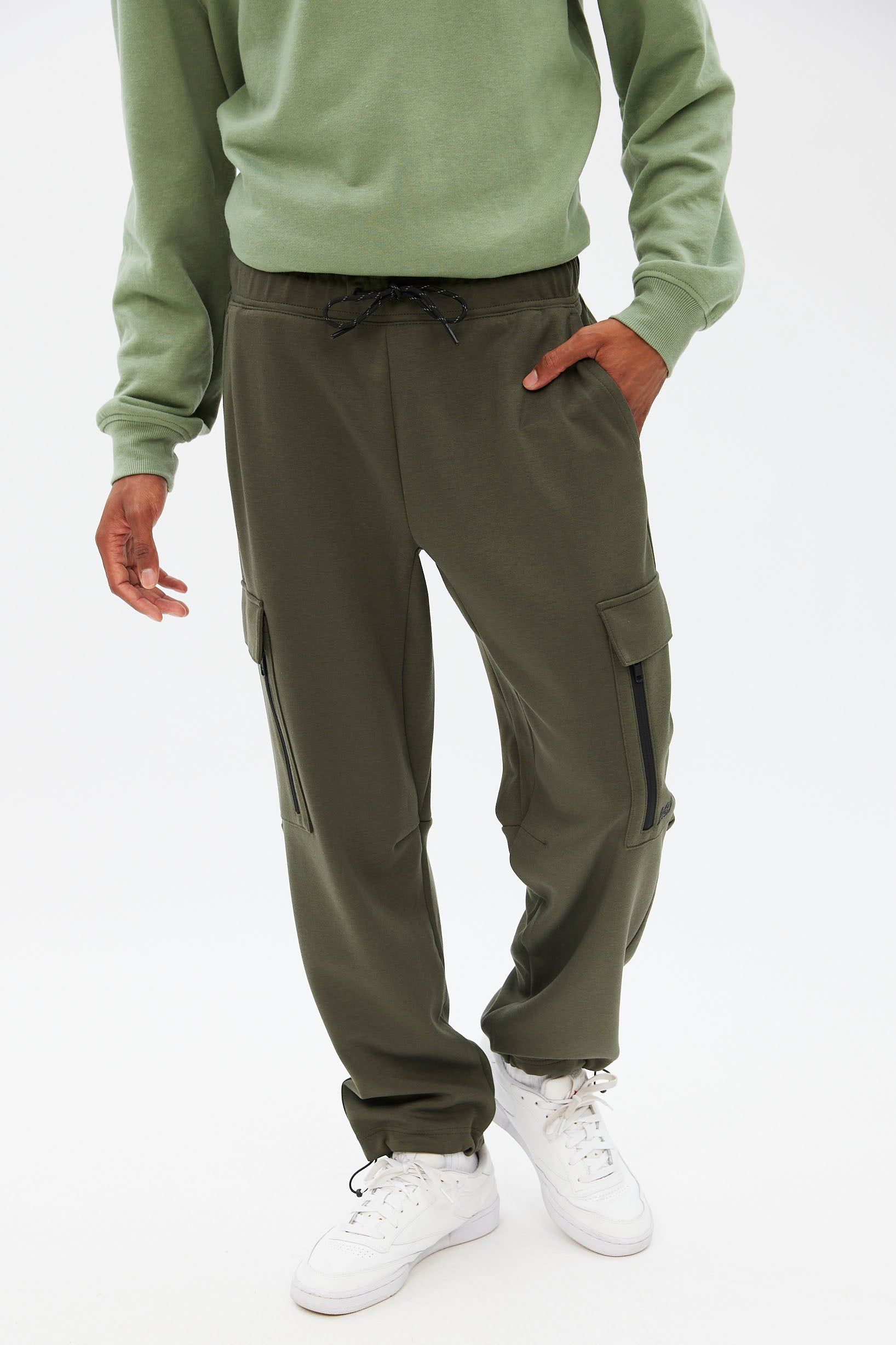 Aéropostale Air Tech Fleece Cargo Jogger sold by Bluenotes