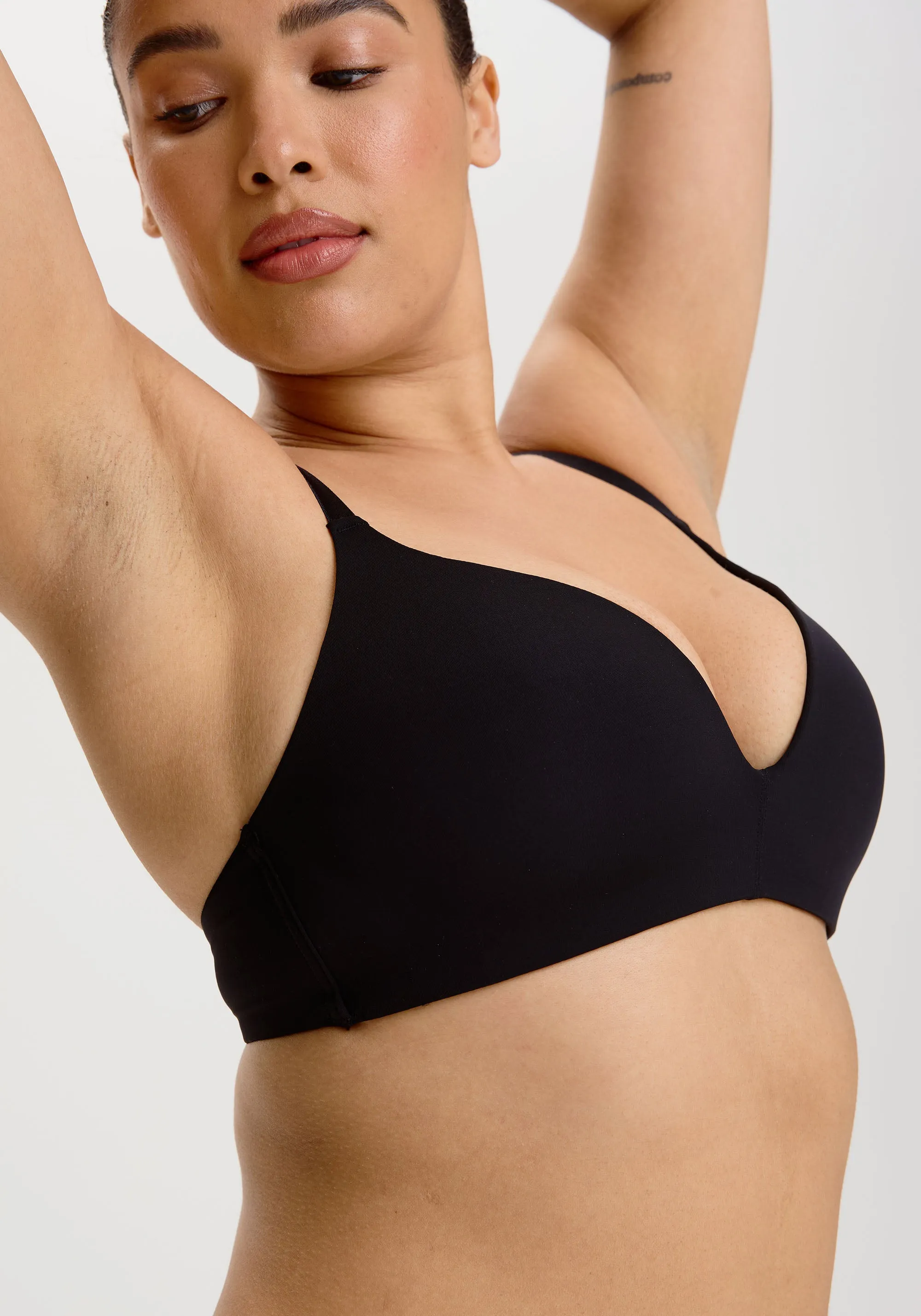 the no-show lightly lined wireless bra sold by Blush product image thumbnail 3