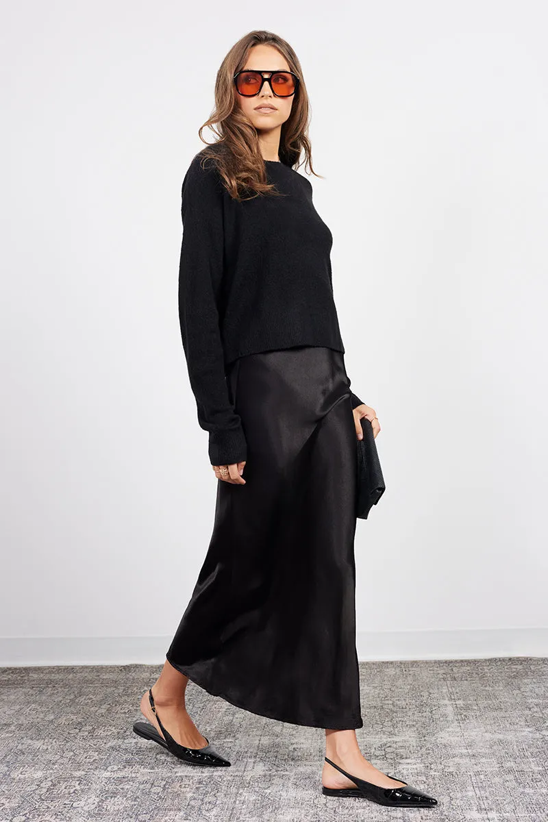 CREWNECK BOXY SWEATER sold by bobi