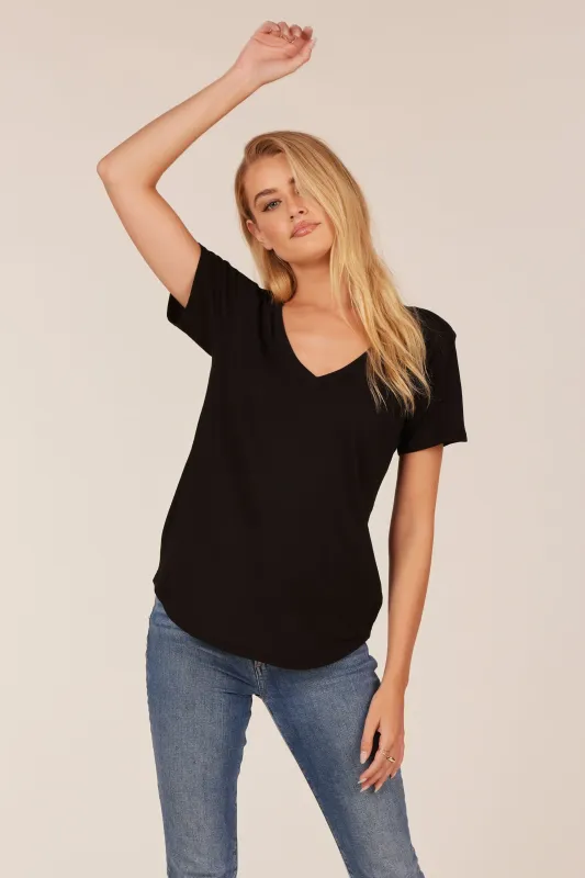 DEEP V-NECK TEE sold by bobi
