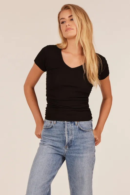 SIDE SHIRRED V-NECK TEE sold by bobi