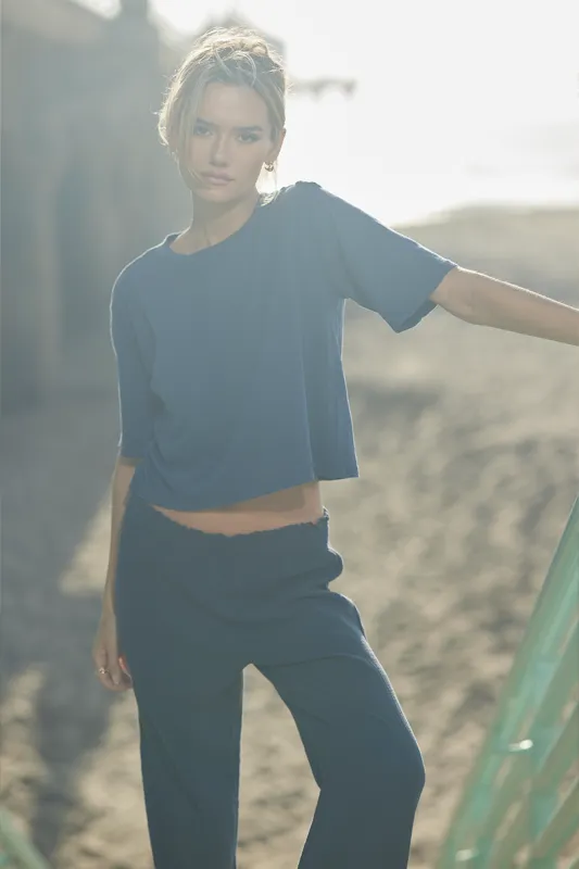 CENTER BACK SEAM CROP TOP sold by bobi