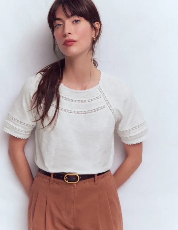 Poppy T-Shirt mit Rundhalsausschnitt und Besatz-Weiß sold by Boden