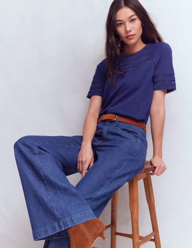 Poppy T-Shirt mit Rundhalsausschnitt und Besatz-Signalblau made by Boden