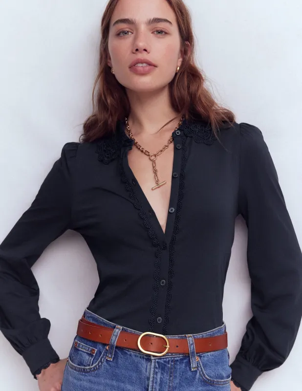 Bluse mit Spitzenkragen-Marineblau made by Boden