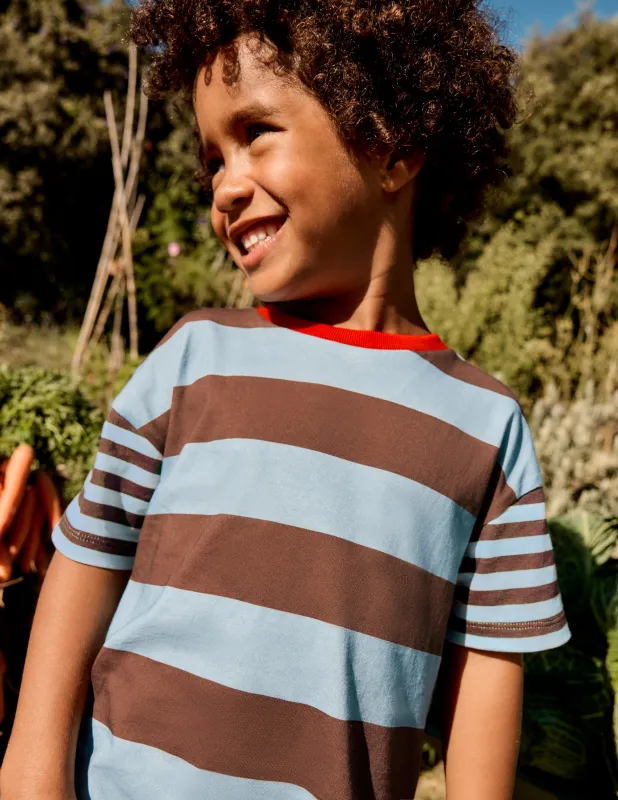 Lässiges Kuddelmuddel-T-Shirt-Gletschersee/Blumenerde sold by Boden