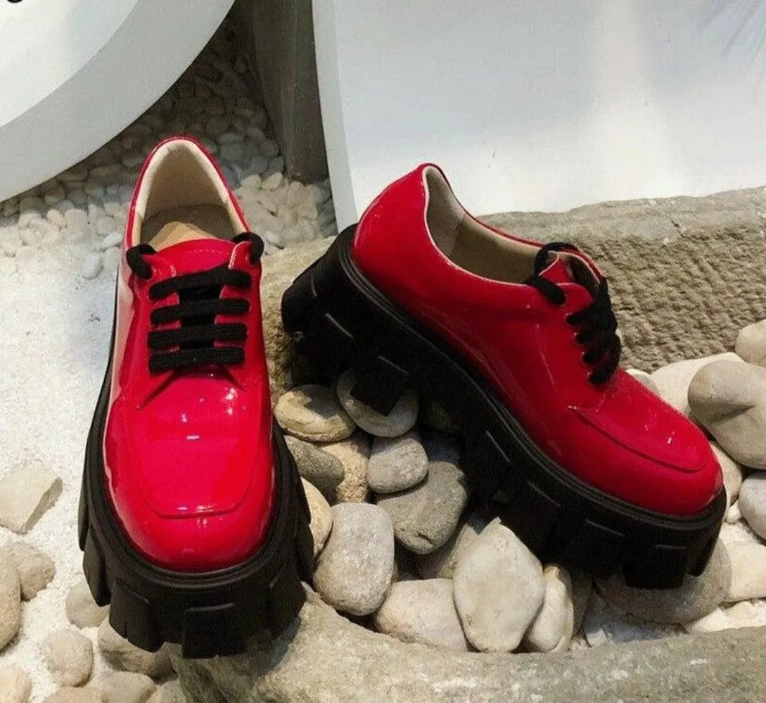 Fashion Thick Sole Round Toe Lace up Flat Platforms British Style Oxfords Shoes sold by Body Central product image thumbnail 5