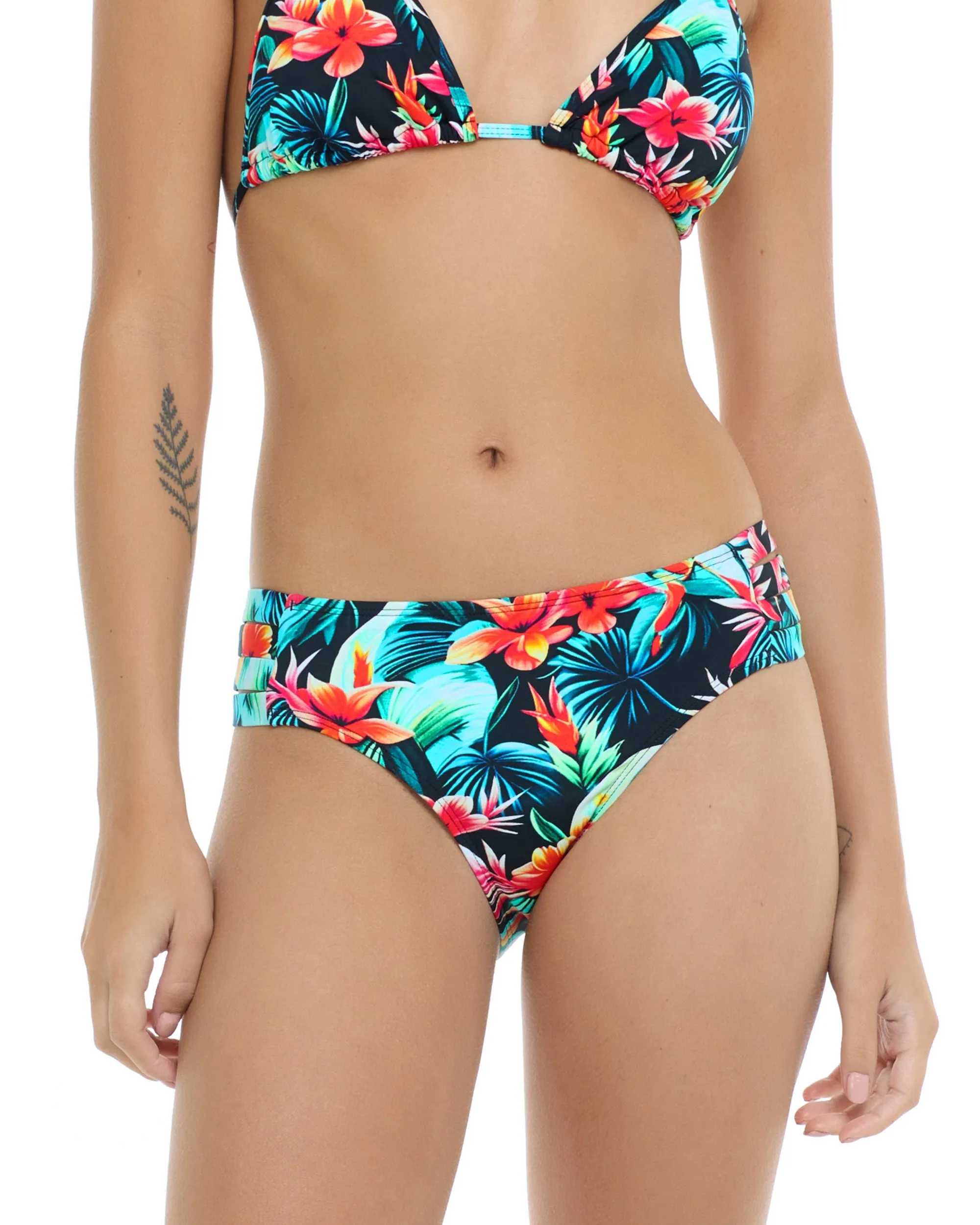 Colola Nuevo Contempo Swim Bottom - Colola / Black sold by Body Glove